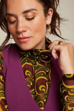 Betsy Rollneck Top Patchouli