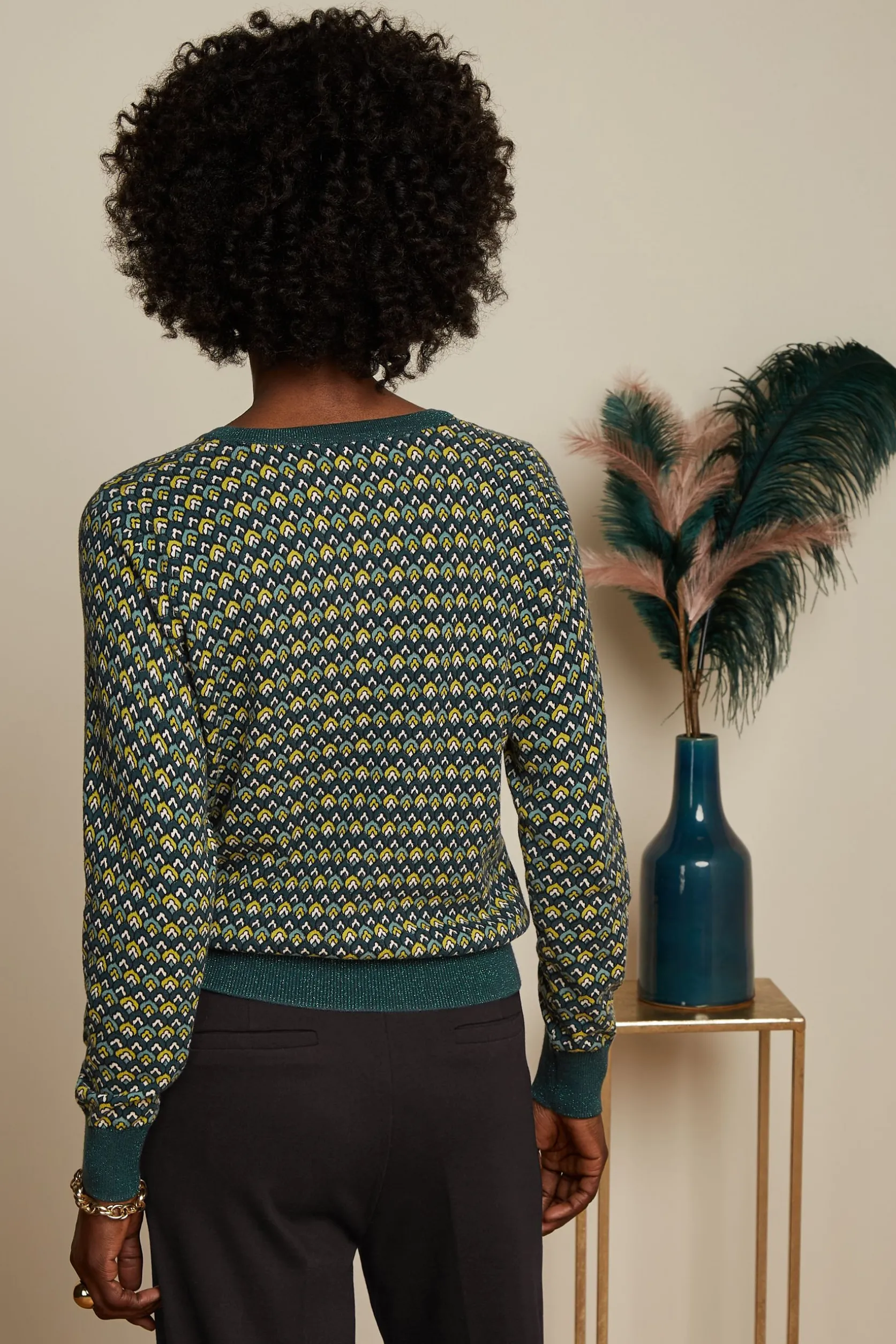 Cardi Roundneck Darling