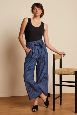 Neva Cropped Pants Daytrip